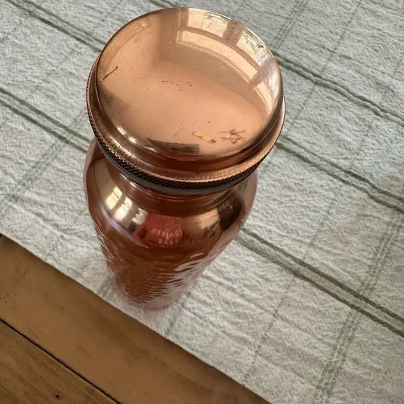 Hammered Copper Water Bottle from India - Picture 2 of 3